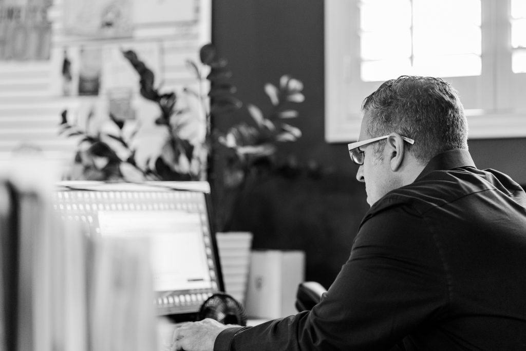 Chuck Panzarella working with consumers. Helping consumers fight fraud in consumer law.